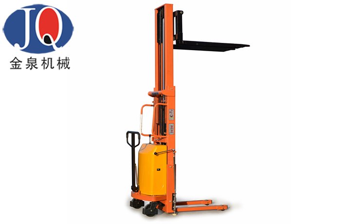 半電動(dòng)堆高車